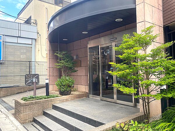 エントランスを拡大表示