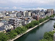 バルコニーからの眺望（東南側）　大横川を望む