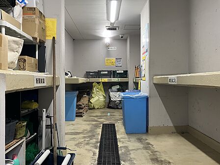 ゴミ置き場