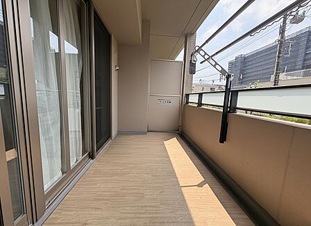 バルコニー(CGで作成したリフォームイメージです。掲載の画像は現況優先とします。)