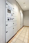 留守時でも荷物を受け取れる宅配ボックス