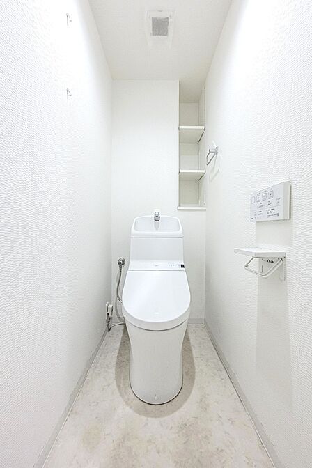 温水洗浄便座トイレ