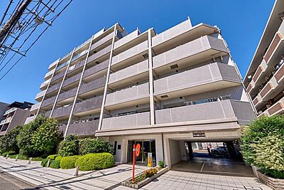 外観:2007年8月竣工、総戸数49戸 外観:2007年8月竣工、総戸数49戸