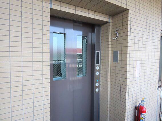 エレベーター