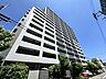 外観：建物南西側外観