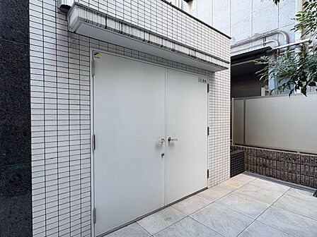 敷地内のゴミ置場の様子です。