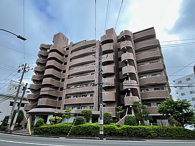外観：建物外観