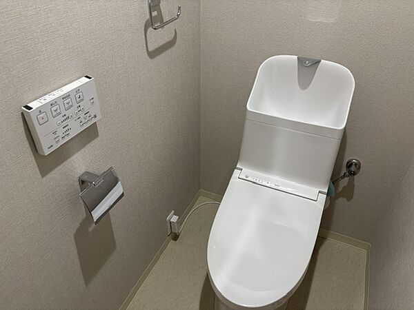 トイレを拡大表示