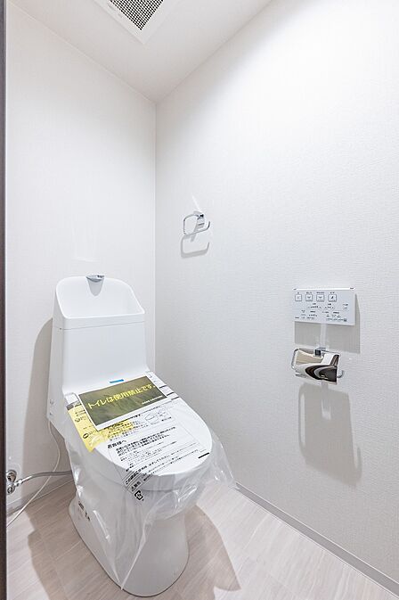 温水洗浄機能付き便座が設置