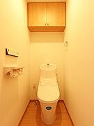 温水洗浄便座付きトイレ