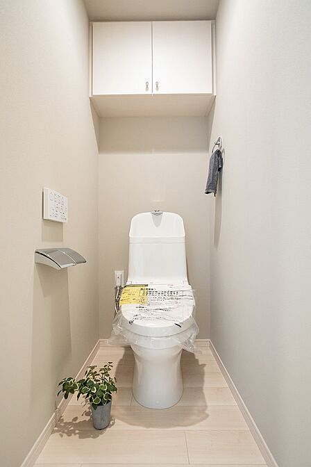 温水洗浄便座つきトイレ