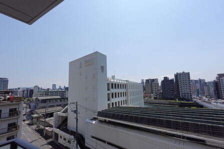 南東向きバルコニーからの眺望