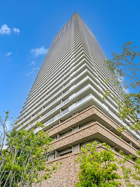 地上52階建免震構造タワーマンション