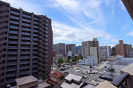 南東向きバルコニーからの眺望