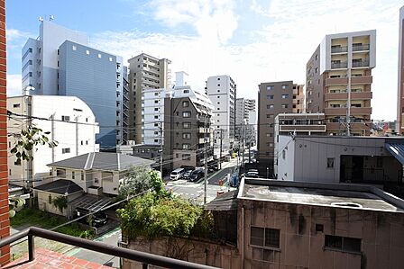 南西側バルコニーからの眺望 眺望は永続的に保証されるものではありません