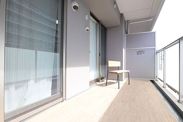 バルコニーを拡大表示