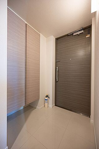 玄関 ライオンズ千代田三崎町 13階/-