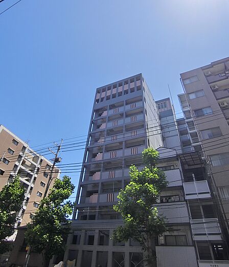 1989年2月築のマンションです。