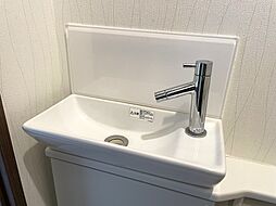 トイレ手洗い