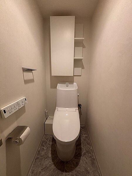 トイレを拡大表示