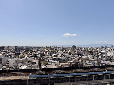 南側バルコニーからの眺望(眺望は永続的に保証されるものではありません)