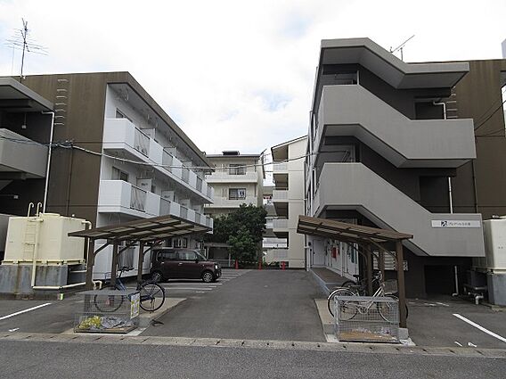 敷地内駐車場