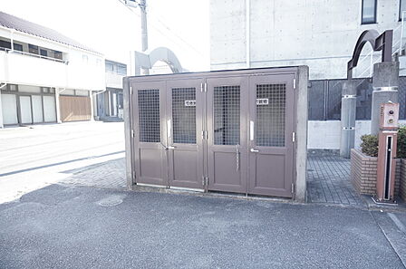 ゴミ集積所