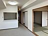 その他：ダイニングと続き和室