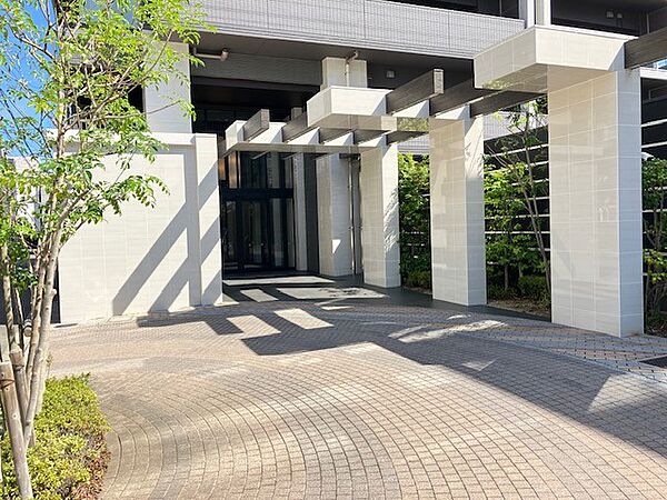 エントランスを拡大表示