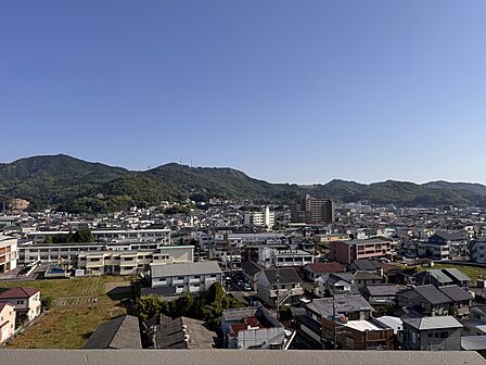 バルコニーからの眺望(眺望は永続的には保証されません)