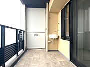 南側のバルコニーにはスロップシンクが付きます。
