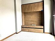 東側洋室