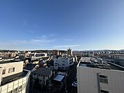 バルコニーから東側の眺望（眺望は永続的に保証されるものではございません。）