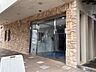 室内：　来訪者を迎えるエントランス
