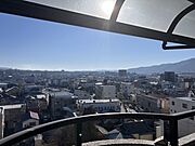 屋根のあるバルコニー