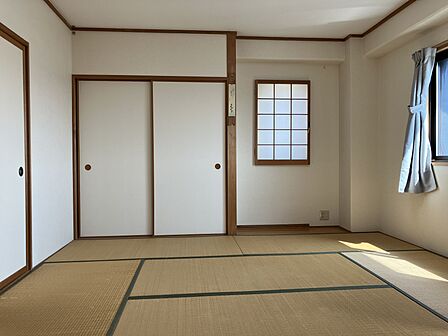 二面採光の和室