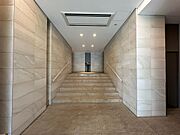 エントランスホール