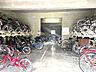 その他：自転車置き場（無償　登録料シール代300円のみ）