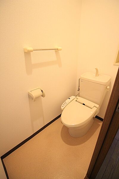 トイレを拡大表示