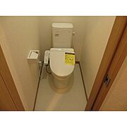 各フロア1カ所ずつシャワー機能付トイレを設置しており、忙しい朝の混雑も解消！ 