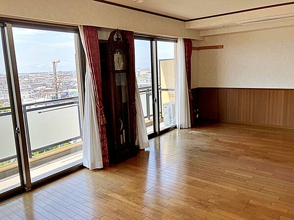 リビング/ダイニングを拡大表示