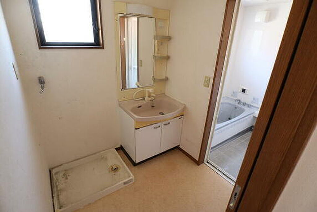 Image 37