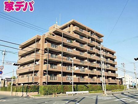 小・中学校が近く、周辺施設が充実の住環境。お気軽にお問い合わせください。※ペット飼育可(小型犬、猫飼育可)