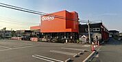 ホームセンターグッデイ鳥栖店 徒歩14分。 1070m