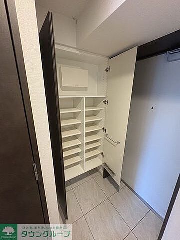 収納