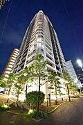 敷地も広く開放感のある立地です