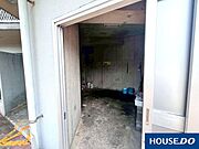【敷地内ゴミ置き場】