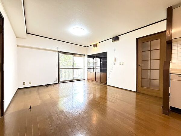 リビング/ダイニングを拡大表示