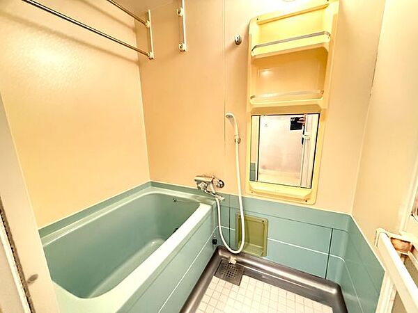 浴室を拡大表示