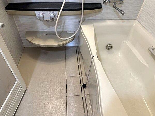 浴室を拡大表示